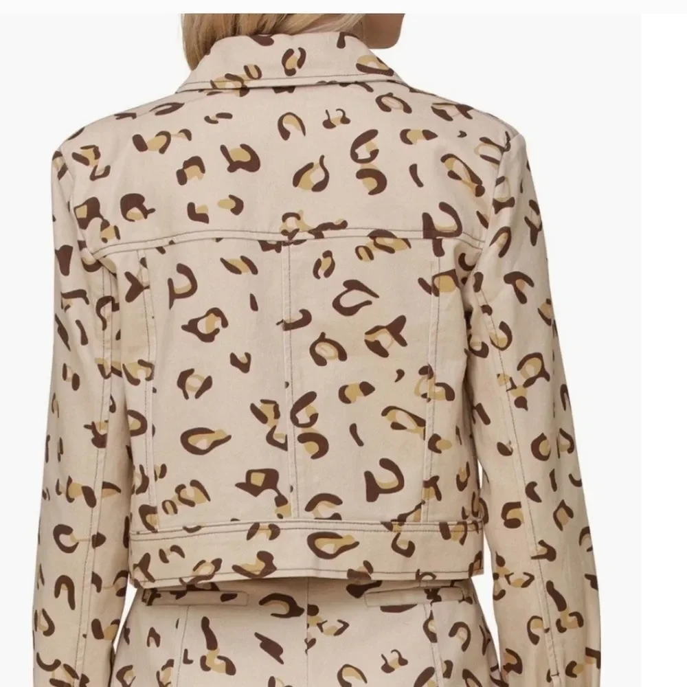 AVEC LES FILLES Denim Cropped Leopard Print Trucker Jacket NEW